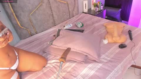 Katerine online show from November 2025 03:50:01 AM