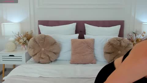 Snapshot of kattiwong chatting on September 2025 12:28:01 PM Katti online show from September 2025 12:28:01 PM