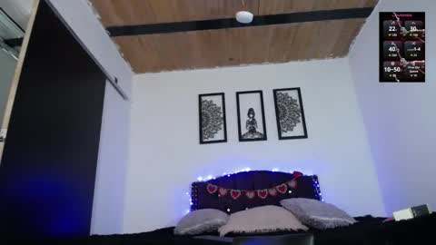 Snapshot of katty_pym chatting on February 2026 07:13:02 PM Katty online show from February 2026 07:13:02 PM