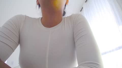  K a t  y  online show from December 2025 08:16:02 PM