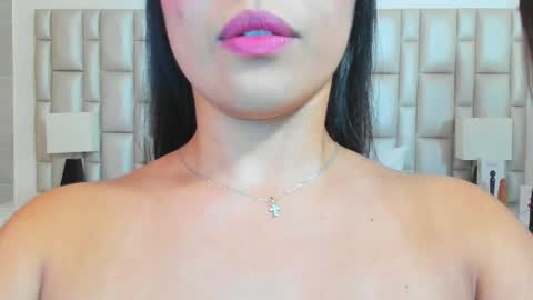 katy blonde girl and paola big boobs online show from January 2025 07:43:01 PM