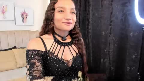 KATTY BLONDEE online show from April 2026 07:17:02 PM