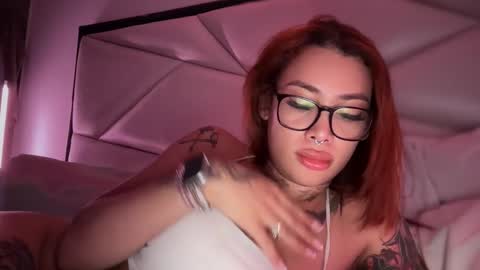 Emily online show from September 2025 11:52:01 PM