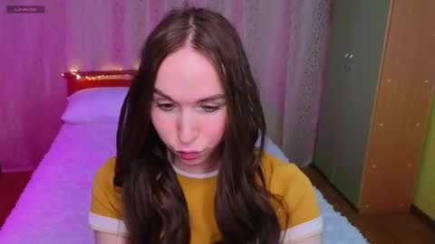 Snapshot of katy_st_james chatting on February 2026 12:00:01 PM katy_st_james online show from February 2026 12:00:01 PM