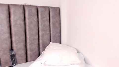 Katherin online show from January 2025 09:13:01 AM