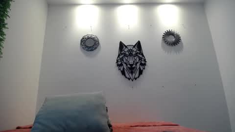 Katy Van online show from November 2025 08:52:02 PM