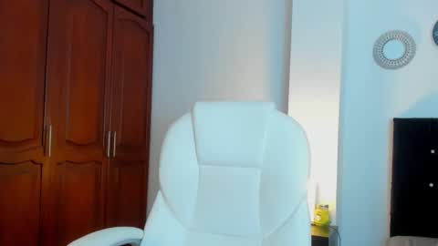 KATYAJHONSS online show from November 2025 11:59:02 PM