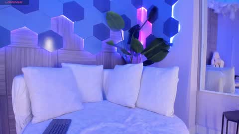    online show from April 2026 07:41:01 PM