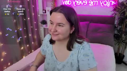 Kate online show from December 2025 05:13:01 AM