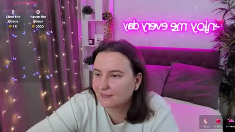 Kate online show from December 2025 04:51:01 AM