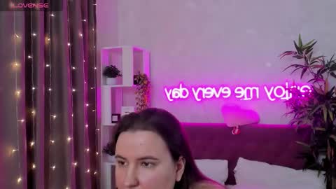 Kate online show from March 2026 05:57:01 AM