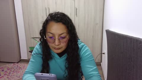 Snapshot of kawit1 chatting on December 2024 09:34:02 PM Khawit online show from December 2024 09:34:02 PM