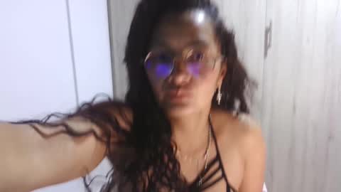 Snapshot of kawit1 chatting on February 2025 08:22:02 AM Khawit online show from February 2025 08:22:02 AM