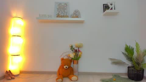 Kaya online show from February 2025 07:33:01 AM