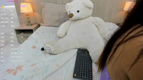   online show from February 2025 02:38:01 PM