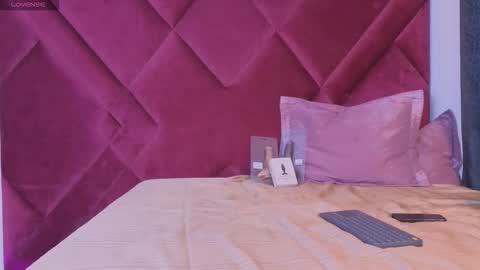 Cattleya stone online show from September 2025 07:08:02 AM