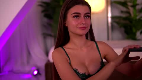 kaylabray online show from October 2025 04:24:02 AM