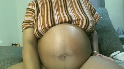 kaylanectah online show from November 2025 02:00:01 PM