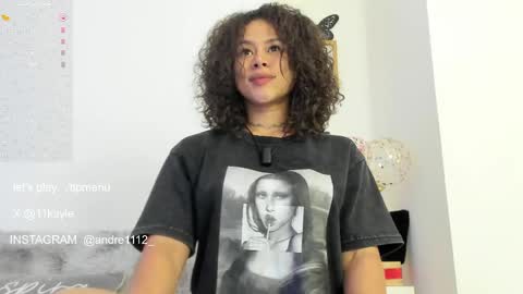 INSTAGRAM AND TW 11kayle online show from April 2026 12:33:01 AM