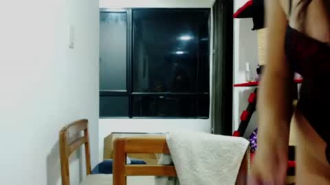 kaylee online show from November 2025 11:04:02 PM