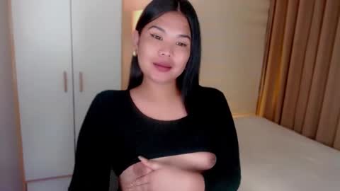 Y O U R        F U T U R E       K A Y L E E  online show from January 2025 10:45:02 PM