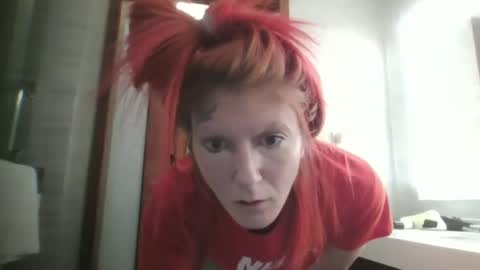 kayleerider32 online show from December 2025 01:00:02 AM