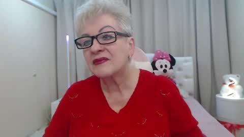 kaylesmoll online show from January 2026 07:39:01 PM