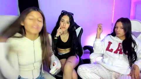 kaylie online show from March 2025 11:12:01 PM