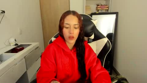 Snapshot of kaylie_xxx chatting on April 2026 06:46:02 PM kaylie online show from April 2026 06:46:02 PM