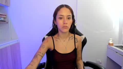 Snapshot of kaylie_xxx chatting on May 2026 07:20:01 PM kaylie online show from May 2026 07:20:01 PM