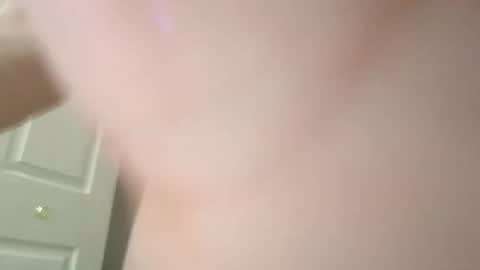 Snapshot of kayluvs88 chatting on November 2025 01:33:02 PM kayluvs88 online show from November 2025 01:33:02 PM