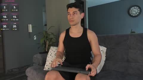 Kayn online show from November 2025 07:38:01 PM