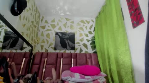 KAZSANDRAH online show from November 2025 01:38:01 AM