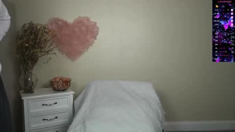 EliandKylie online show from February 2025 03:26:01 AM