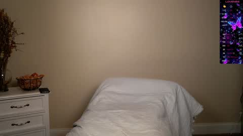 EliandKylie online show from March 2025 04:41:02 AM