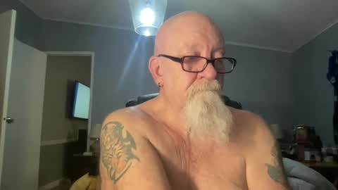 Snapshot of kcbace61760 chatting on March 2026 01:40:02 AM kcbace61760 online show from March 2026 01:40:02 AM