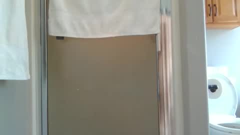 Snapshot of kcp6943 chatting on January 2025 06:05:01 PM kcp6943 online show from January 2025 06:05:01 PM