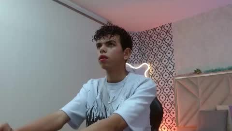 Snapshot of keahi_tay chatting on March 2026 11:34:02 AM keahi online show from March 2026 11:34:02 AM