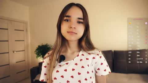 Snapshot of keeleyreineck chatting on May 2026 06:33:02 AM Nika online show from May 2026 06:33:02 AM