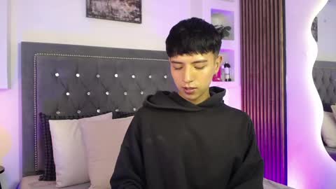 nico online show from April 2026 12:39:02 PM