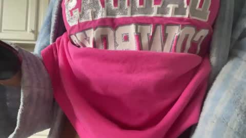 Keephimcum69me online show from September 2025 03:25:01 PM