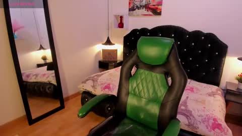Snapshot of keevin_cross_ chatting on March 2025 01:45:01 PM Keevin online show from March 2025 01:45:01 PM