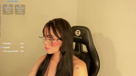 Snapshot of keily_brox chatting on October 2025 08:05:02 AM Keily brox online show from October 2025 08:05:02 AM