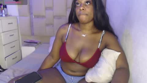 Snapshot of keilysofia chatting on April 2026 05:14:01 AM Keili online show from April 2026 05:14:01 AM