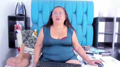 Snapshot of keiralennox chatting on March 2025 03:13:02 PM online show from March 2025 03:13:02 PM