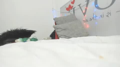 keira online show from December 2024 04:54:01 PM