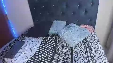 keitch_cute online show from July 2026 01:37:01 PM