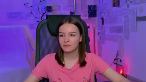 Snapshot of kelliebanshe chatting on June 2026 04:58:02 AM kelliebanshe online show from June 2026 04:58:02 AM