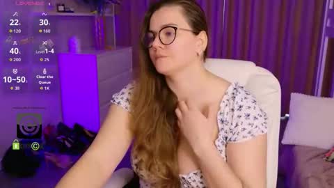 kellielowie online show from April 2026 06:35:02 AM