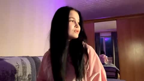 Bella online show from March 2026 03:46:01 PM